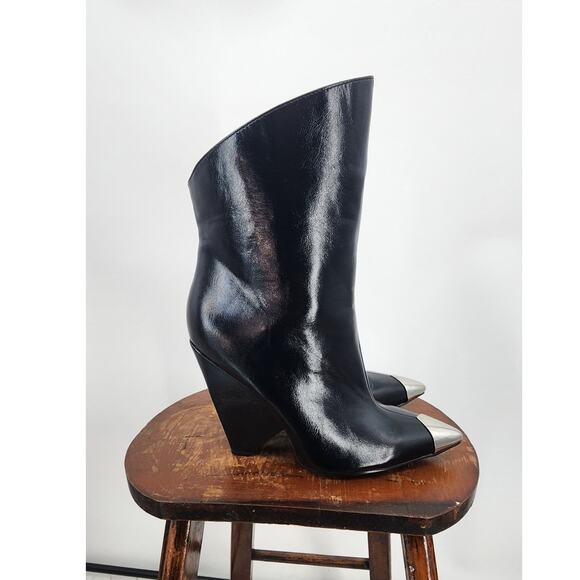 Forever 21 Forever My Moment Heeled Boots Cap Toe Black Boots Size 7.5 - Picture 4 of 12